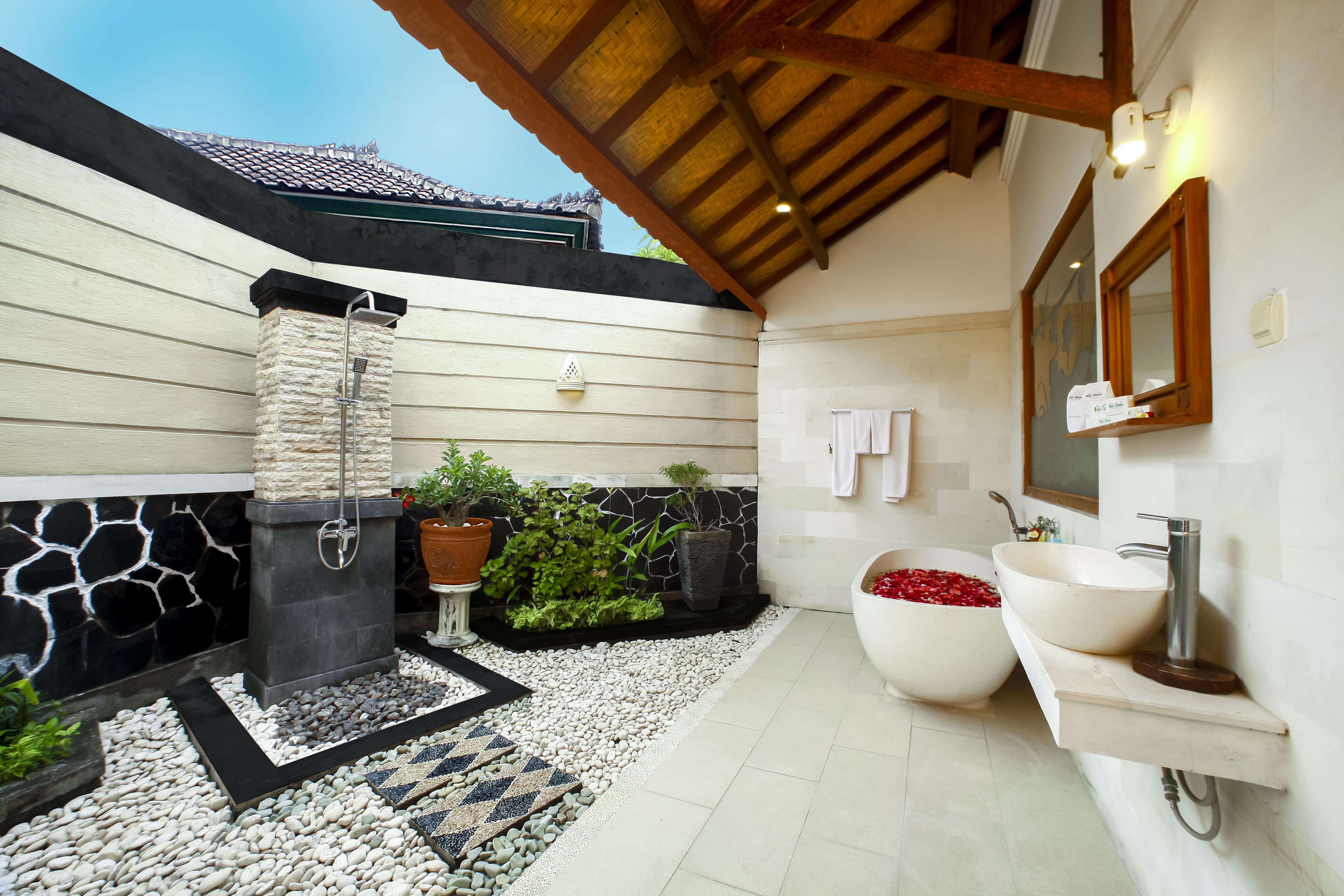 Bali Taman Beach Resort & Spa Lovina Buleleng Exterior foto