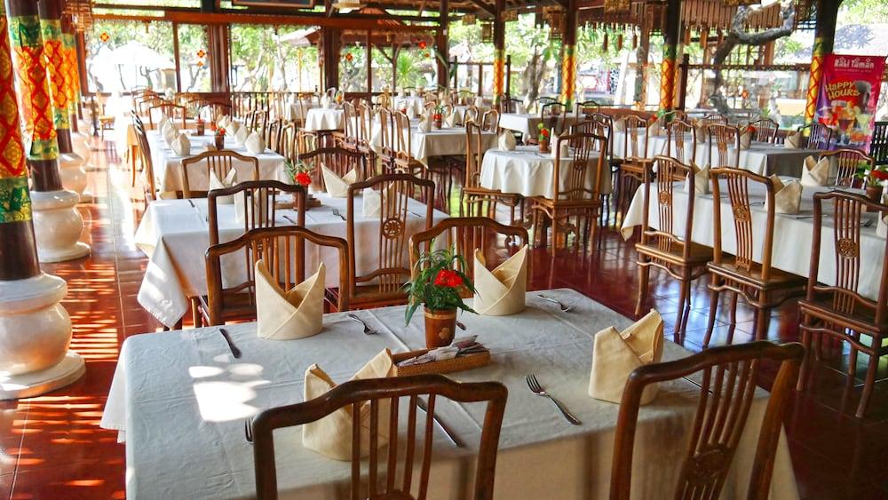 Bali Taman Beach Resort & Spa Lovina Buleleng Exterior foto