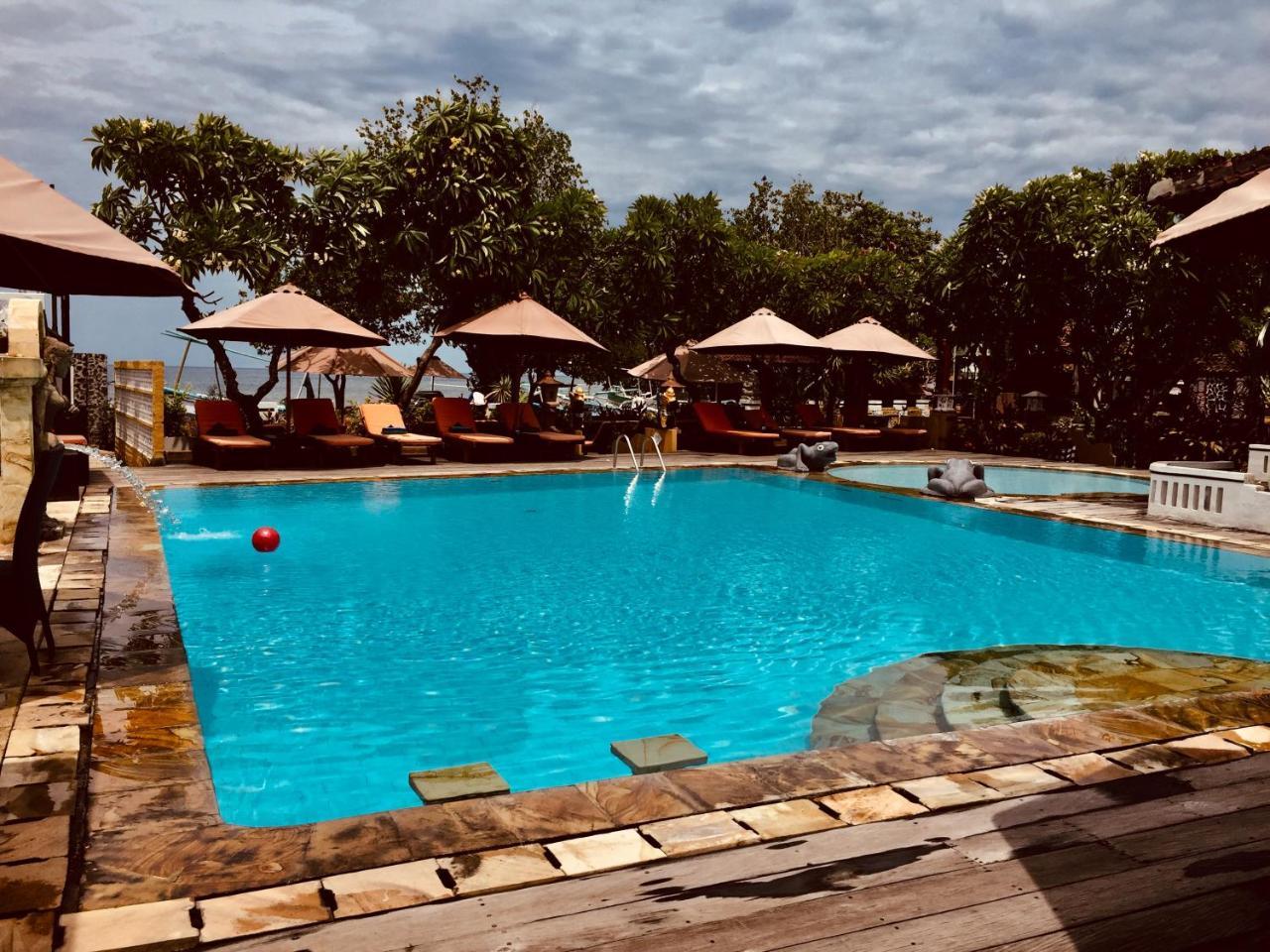 Bali Taman Beach Resort & Spa Lovina Buleleng Exterior foto